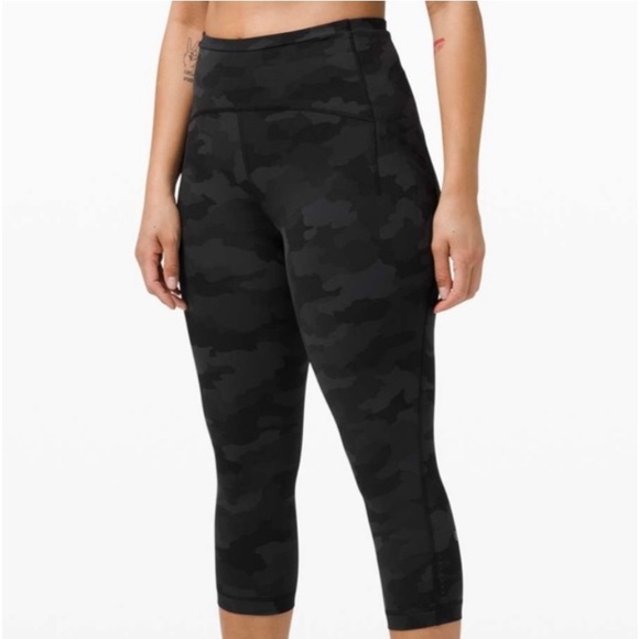 Lululemon camouflage high rise  Swift Speed HR 21” Tights Cropped pant… - Picture 7 of 16